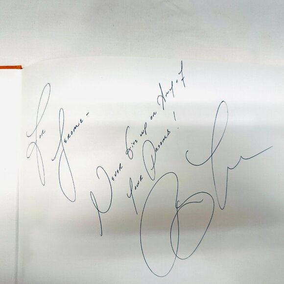 MOMO, COME HOME By Bonnie Lee & Tzuling Liu Hardcover - Picture 7 of 7